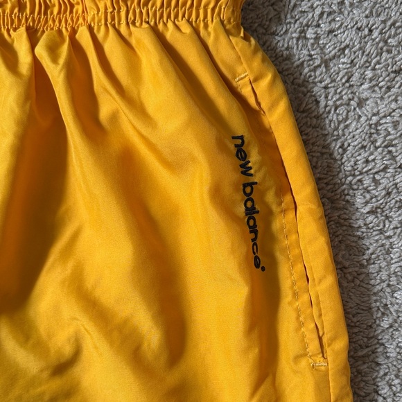 Vintage New Balance Shorts - Picture 4 of 8